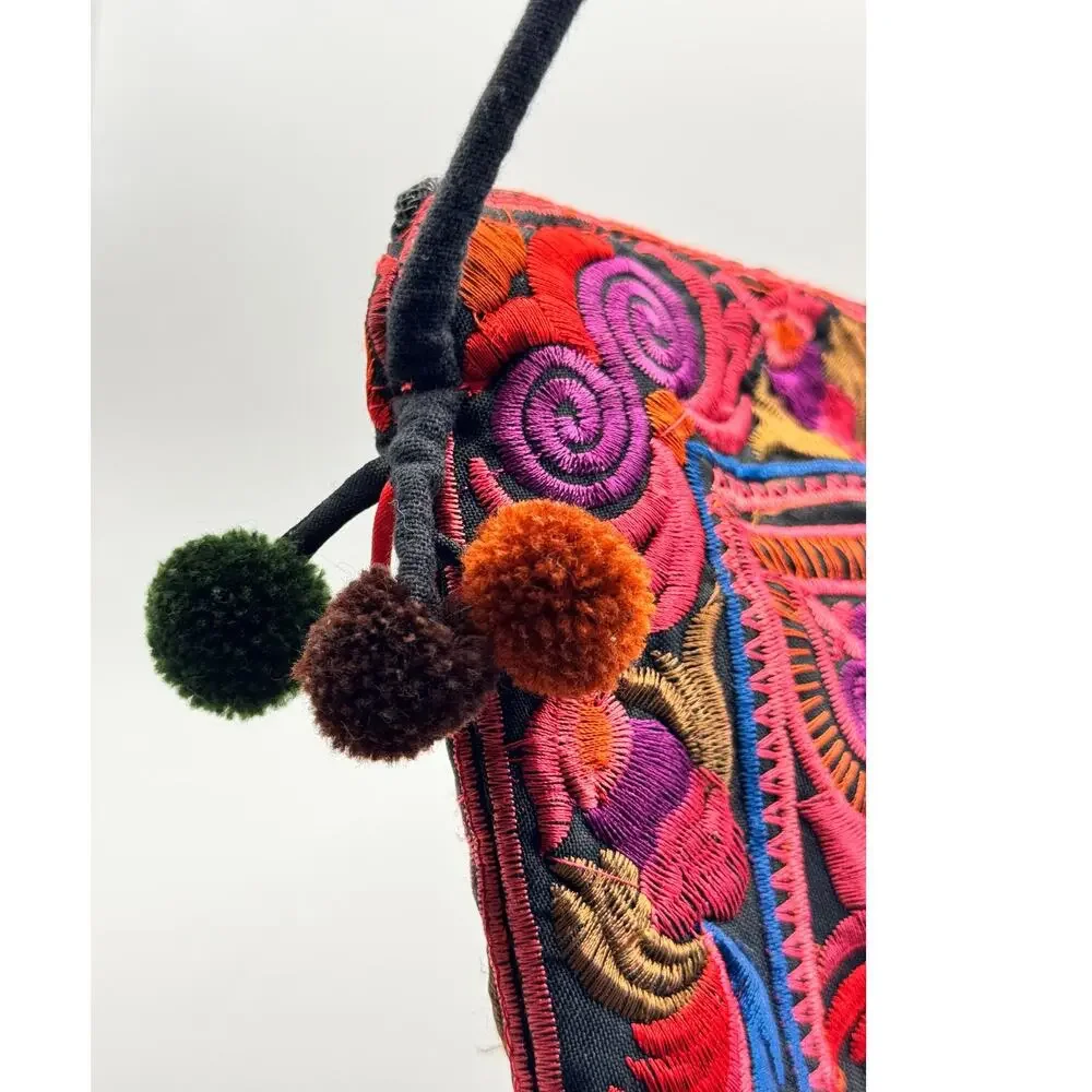 Lumily beautiful embroidered